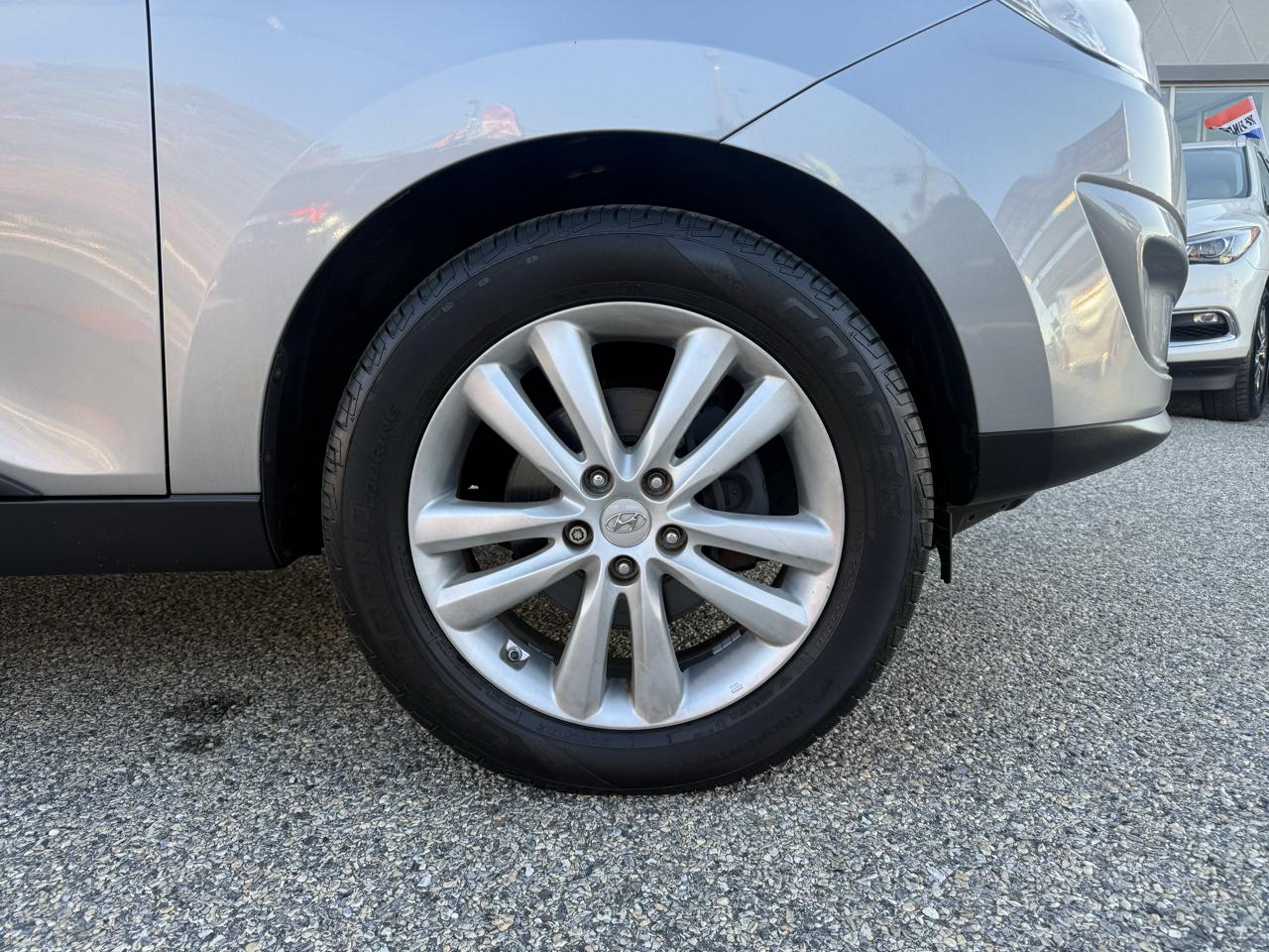 Hyundai Tucson Limited Auto AWD 2011