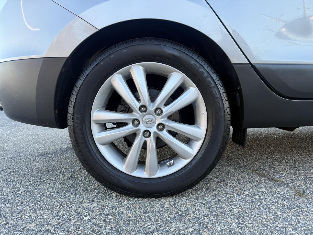 Hyundai Tucson Limited Auto AWD 2011