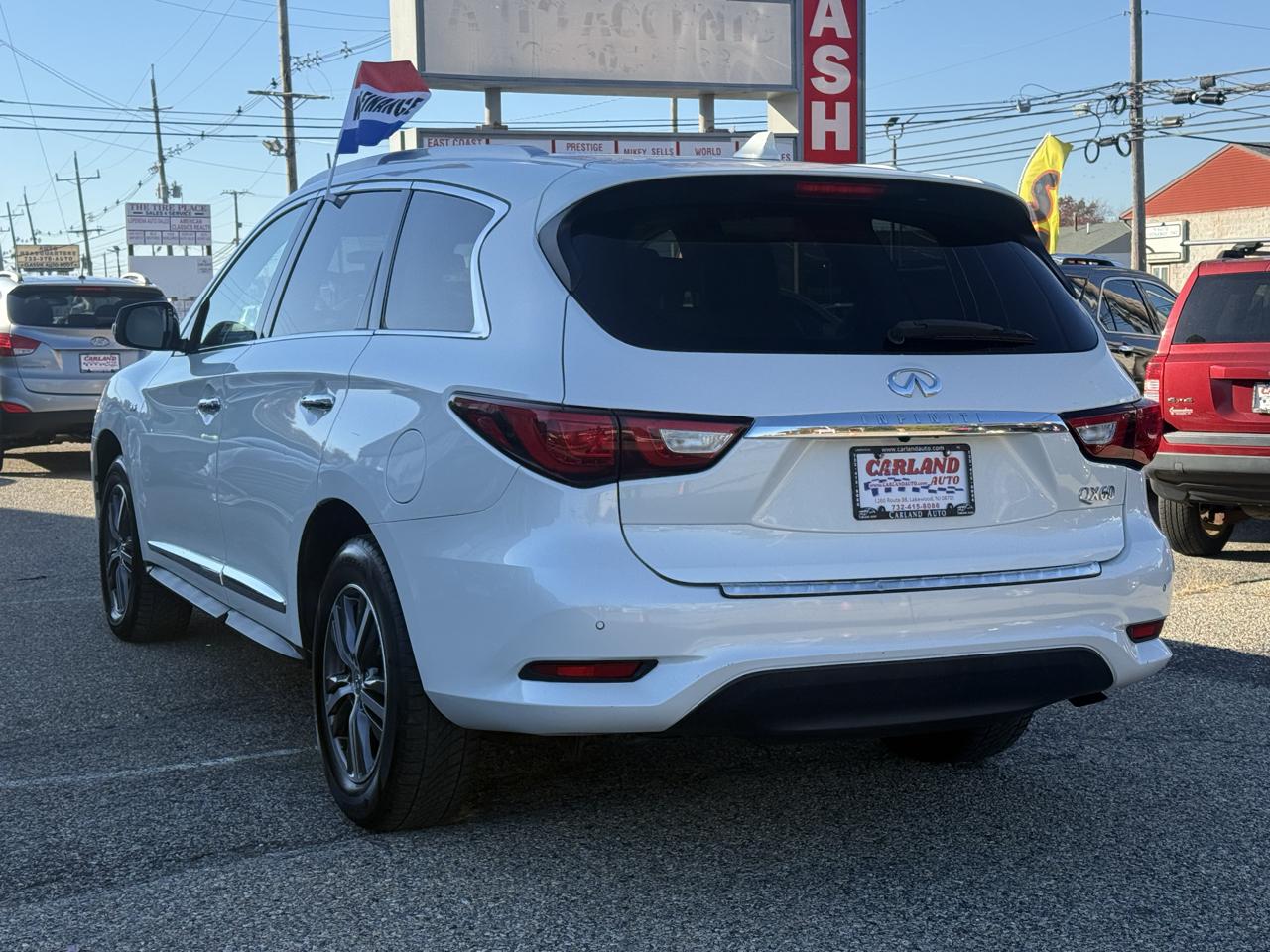 Infiniti QX60 Base AWD 2017