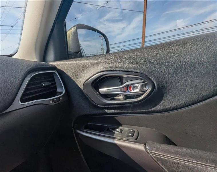 Jeep Cherokee Latitude Plus 4WD 2019