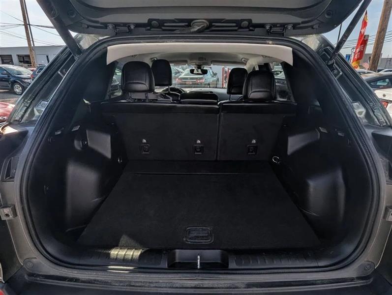 Jeep Cherokee Latitude Plus 4WD 2019