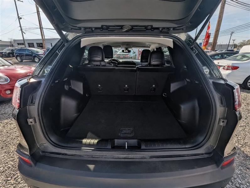 Jeep Cherokee Latitude Plus 4WD 2019