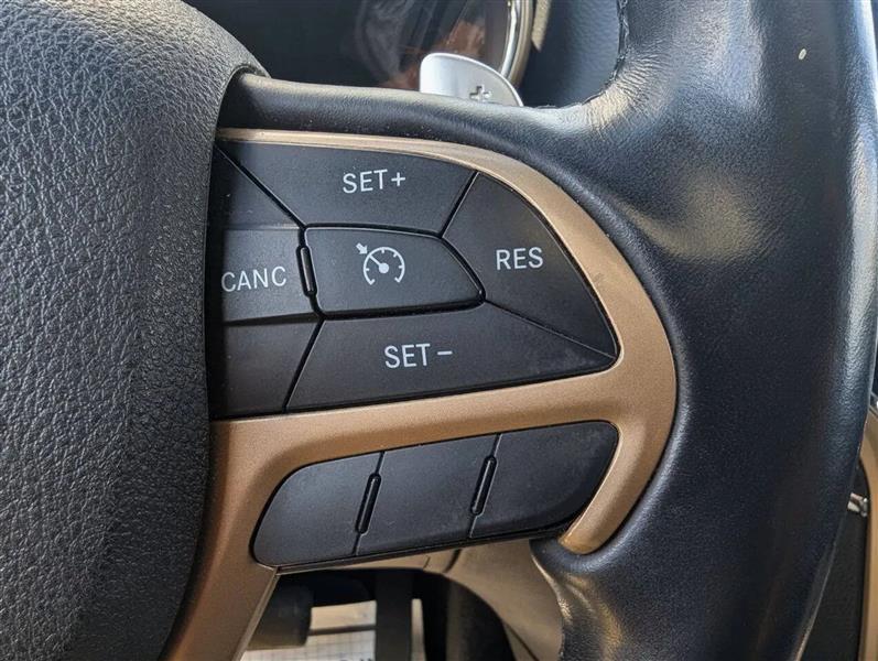 Jeep Grand Cherokee Limited 4WD 2015