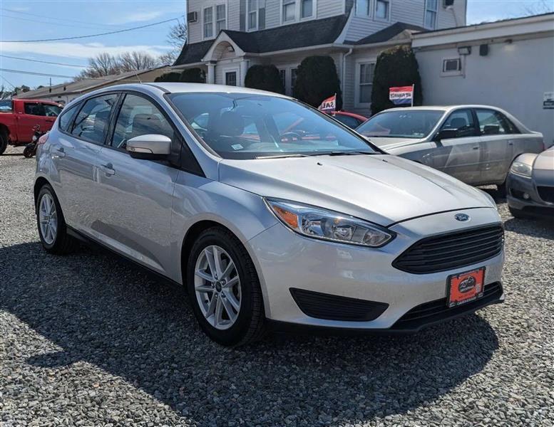 2017 Ford Focus SE Hatch