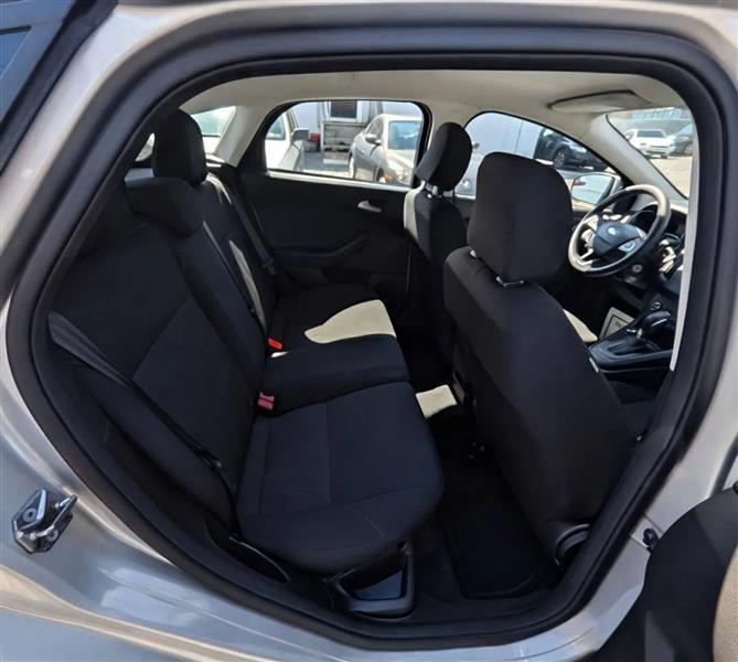 Ford Focus SE Hatch 2017