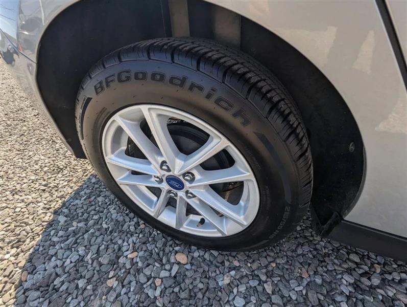 Ford Focus SE Hatch 2017