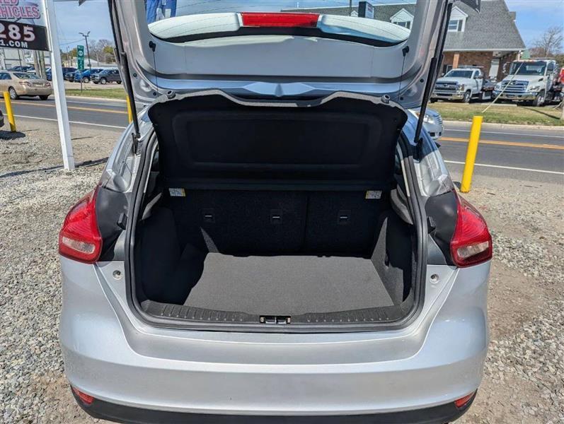 Ford Focus SE Hatch 2017