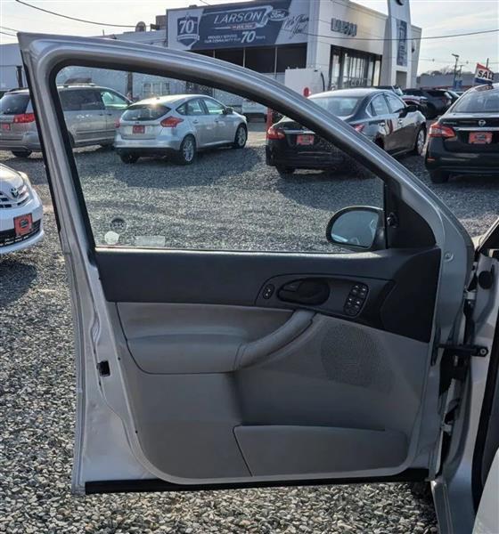 Ford Focus ZX4 SE 2007