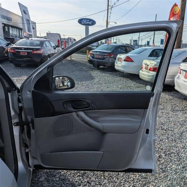 Ford Focus ZX4 SE 2007