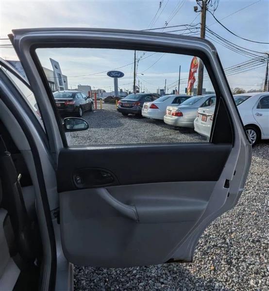 Ford Focus ZX4 SE 2007