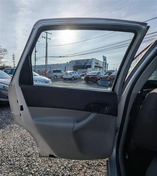 Ford Focus ZX4 SE 2007