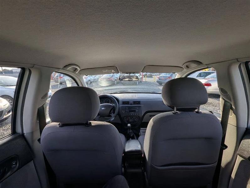 Ford Focus ZX4 SE 2007