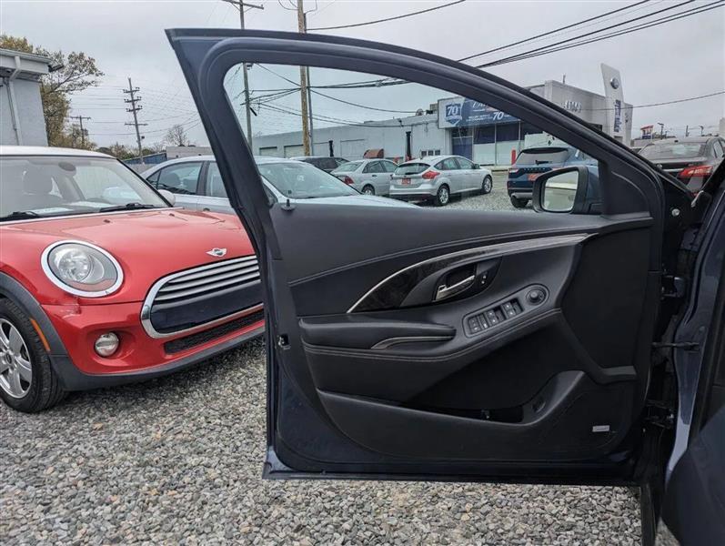 Buick LaCrosse Premium Package 1, w/Leather AWD 2014