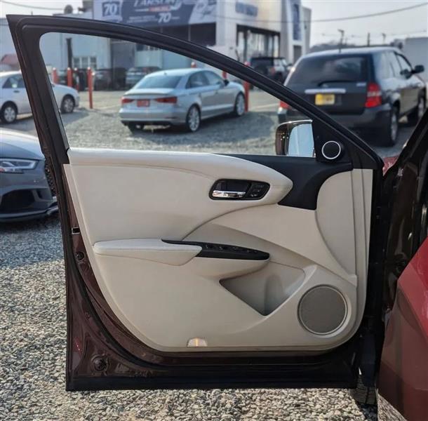 Acura RDX 6-Spd AT AWD w/ Technology Package 2016