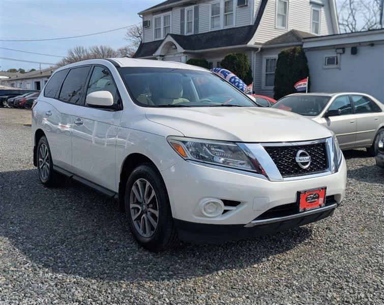 Nissan Pathfinder S 4WD 2014