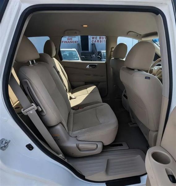 Nissan Pathfinder S 4WD 2014