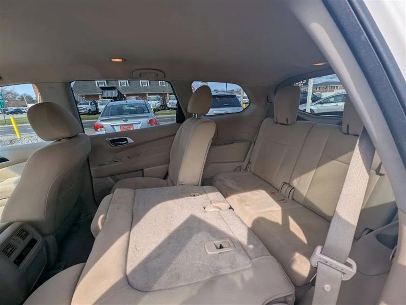 Nissan Pathfinder S 4WD 2014