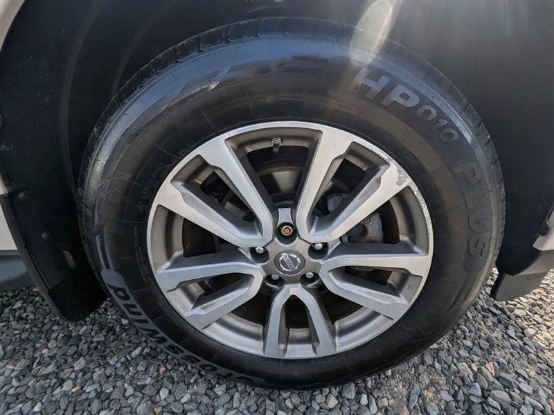 Nissan Pathfinder S 4WD 2014