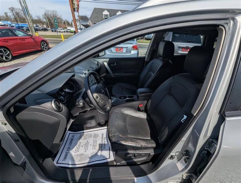 Nissan Rogue SV AWD 2013