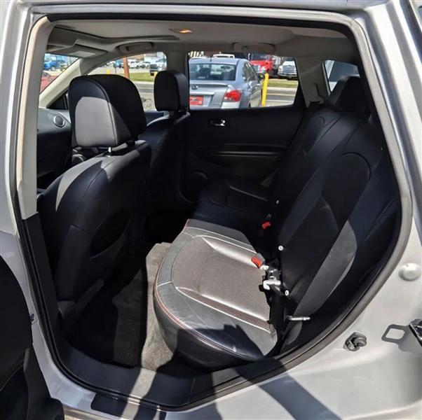 Nissan Rogue SV AWD 2013