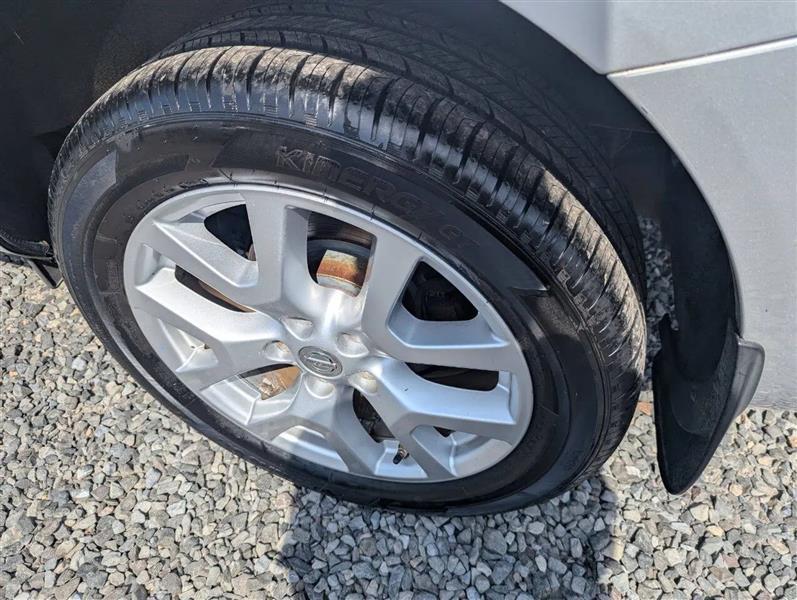 Nissan Rogue SV AWD 2013