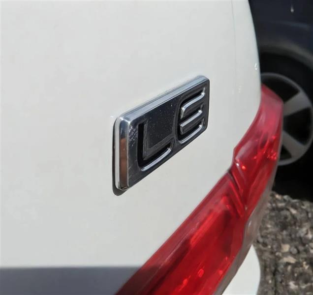 Toyota Corolla LE 4-Speed AT 2013