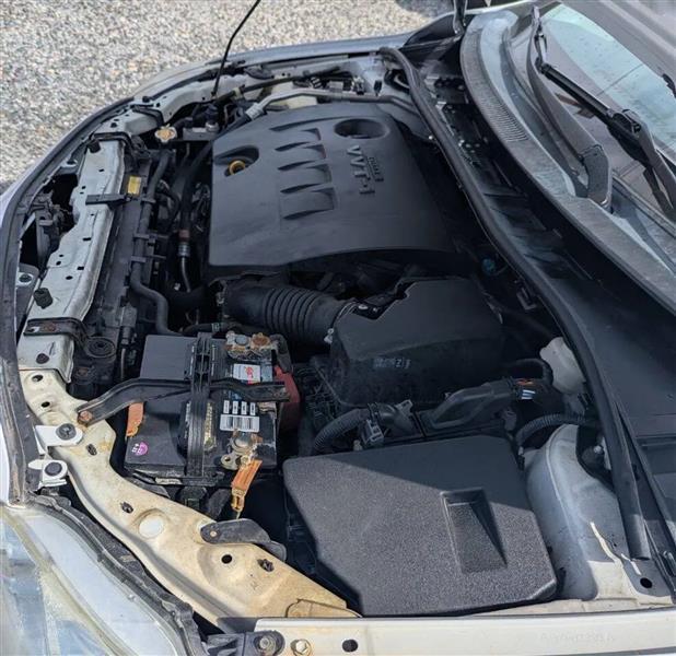 Toyota Corolla LE 4-Speed AT 2013