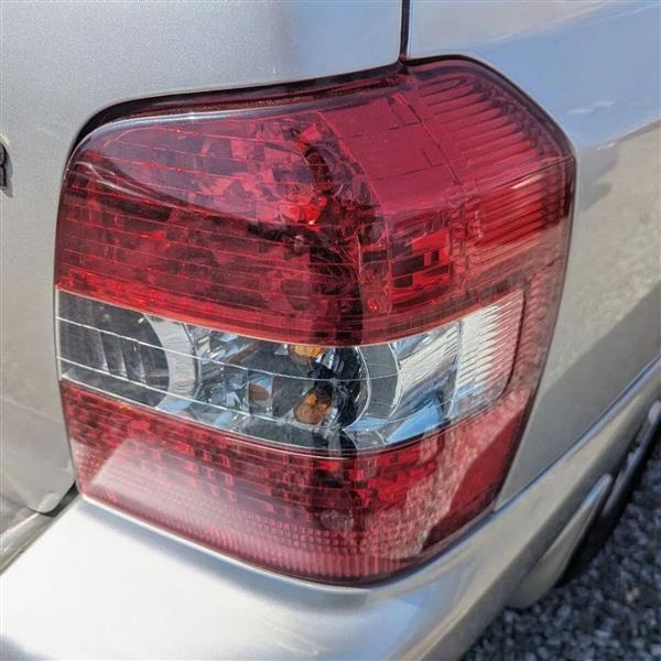 Toyota Highlander Limited V6 4WD 2005