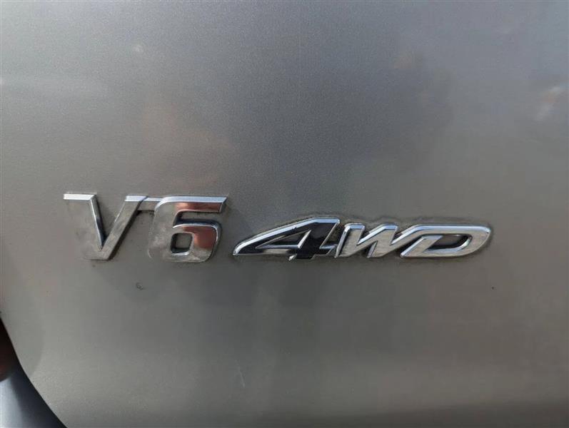 Toyota Highlander Limited V6 4WD 2005