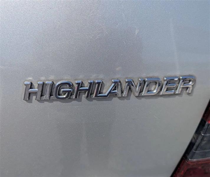 Toyota Highlander Limited V6 4WD 2005