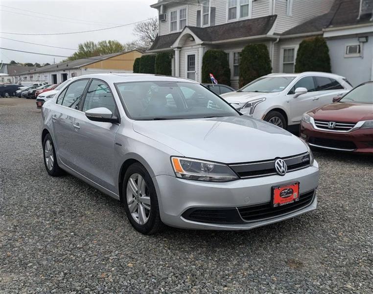 Volkswagen Jetta Hybrid SE 2014