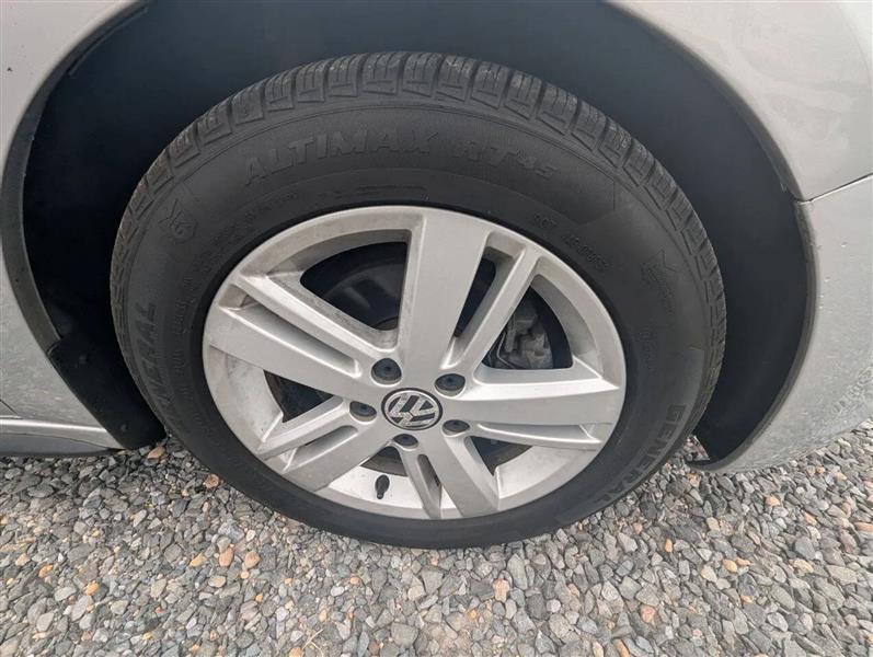 Volkswagen Jetta Hybrid SE 2014