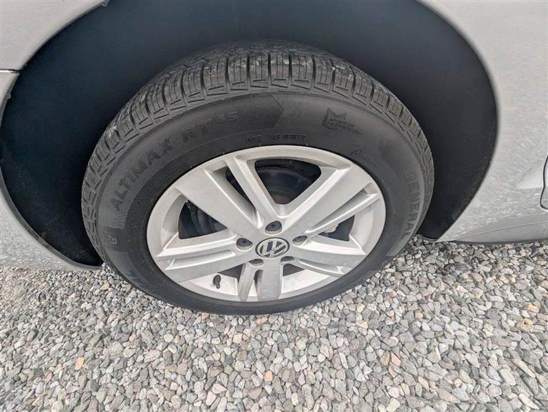 Volkswagen Jetta Hybrid SE 2014