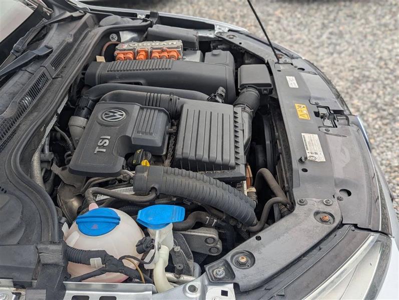 Volkswagen Jetta Hybrid SE 2014