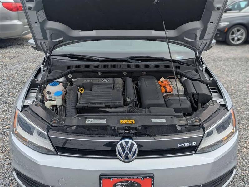 Volkswagen Jetta Hybrid SE 2014