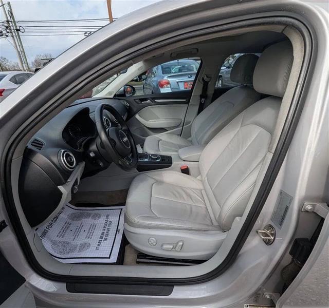 Audi S3 2.0T Premium Plus quattro 2015