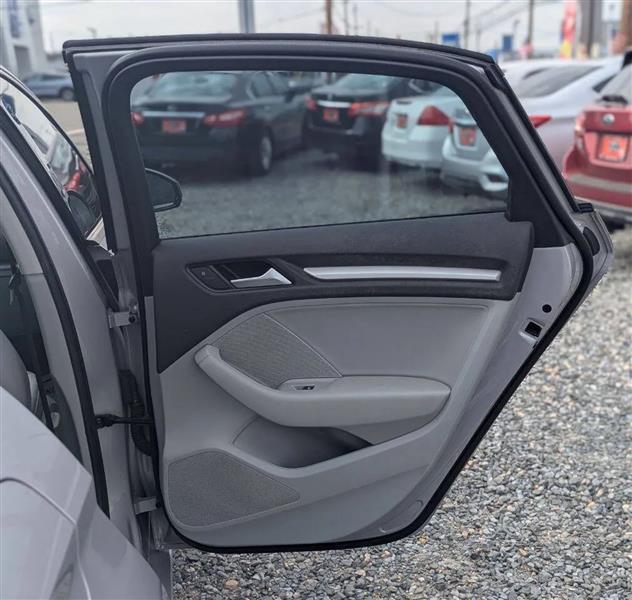 Audi S3 2.0T Premium Plus quattro 2015