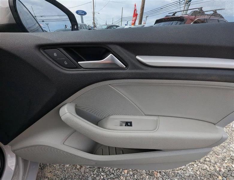 Audi S3 2.0T Premium Plus quattro 2015