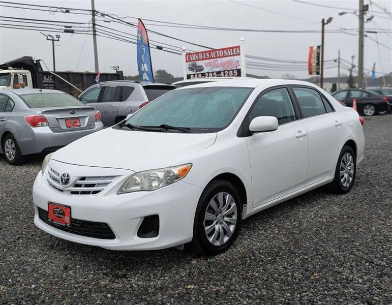 Toyota Corolla LE 4-Speed AT 2013