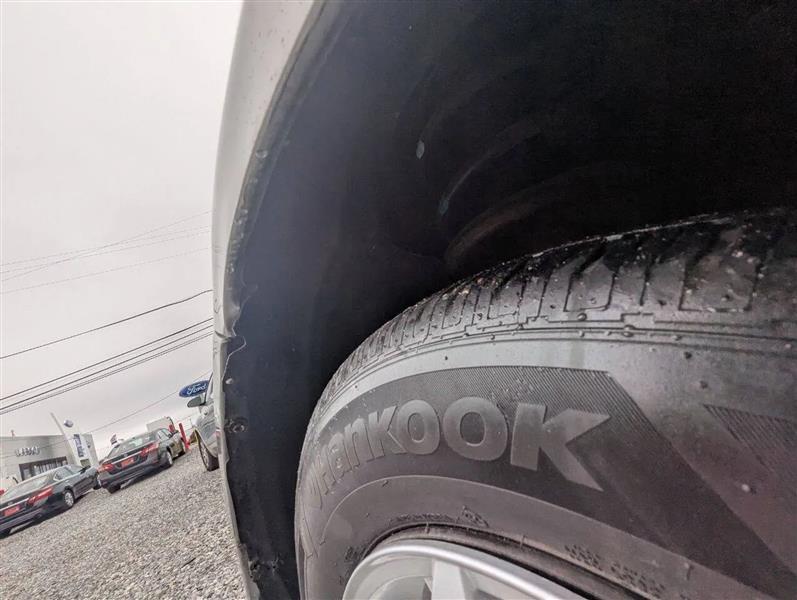 Toyota Sienna LE 7-Passenger 2006