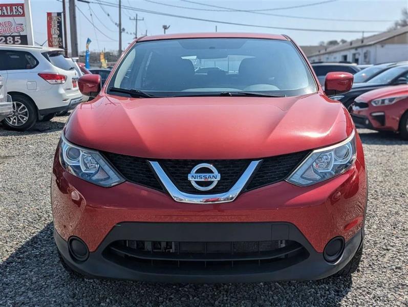 Nissan Rogue Sport S 2018
