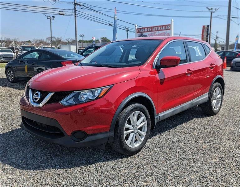 Nissan Rogue Sport S 2018