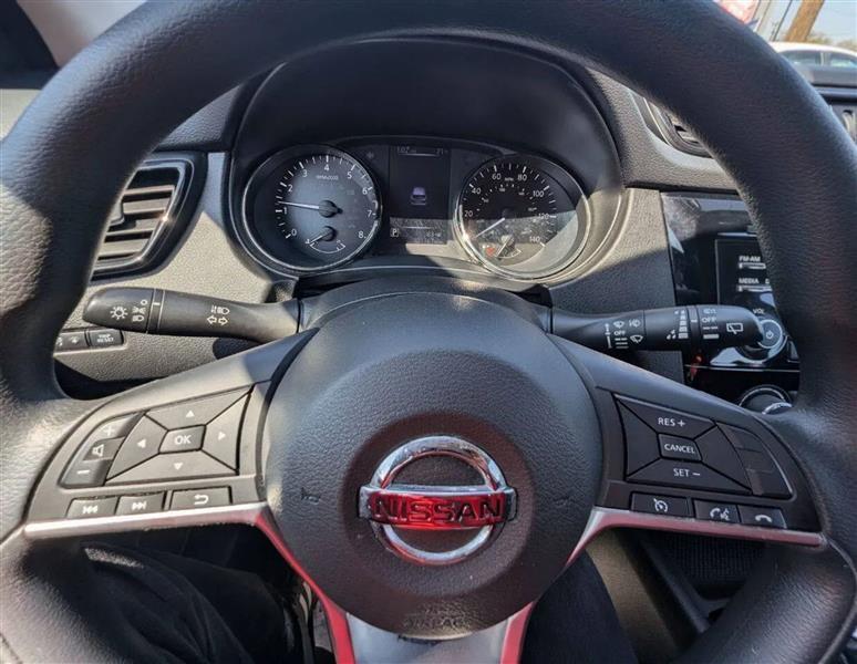 Nissan Rogue Sport S 2018