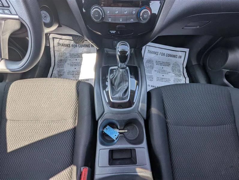 Nissan Rogue Sport S 2018