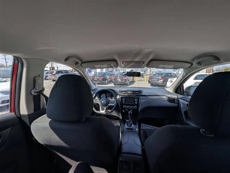 Nissan Rogue Sport S 2018