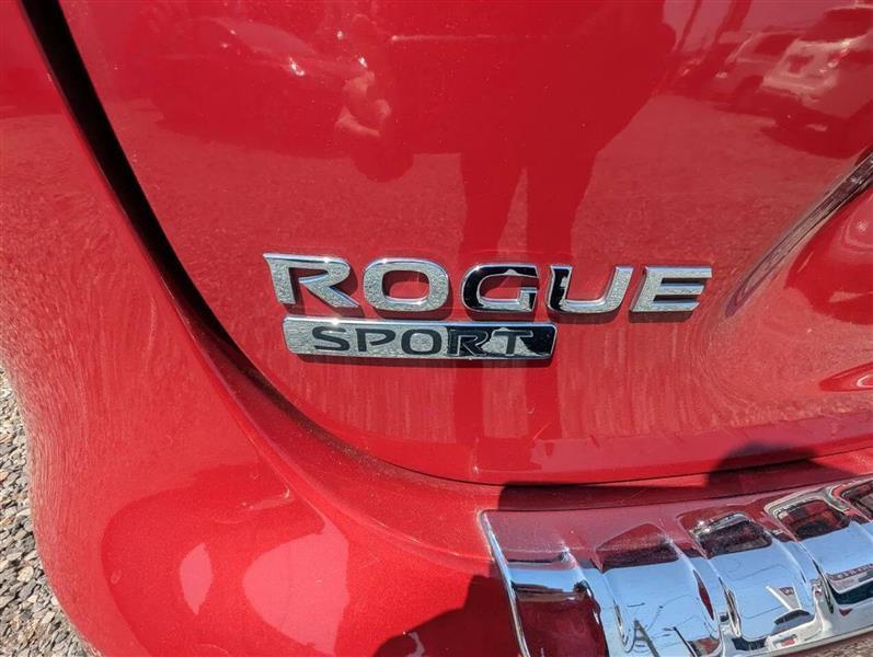 Nissan Rogue Sport S 2018