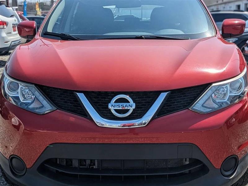 Nissan Rogue Sport S 2018