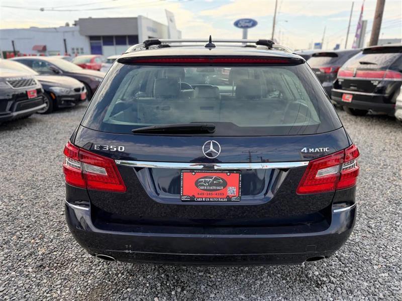 Mercedes-Benz E-Class Wagon E350 4Matic 2011