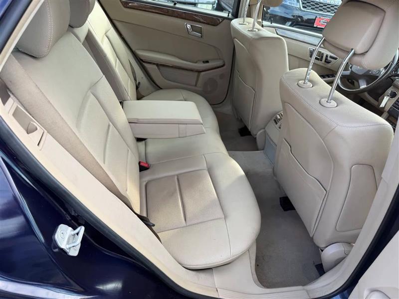 Mercedes-Benz E-Class Wagon E350 4Matic 2011