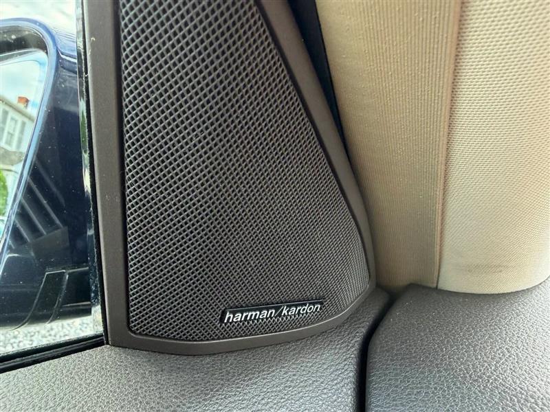 Mercedes-Benz E-Class Wagon E350 4Matic 2011